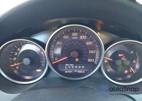 2008 Acura Rl 3.5 z USA, uszkodzony, nr VIN JH4KB16608C003977